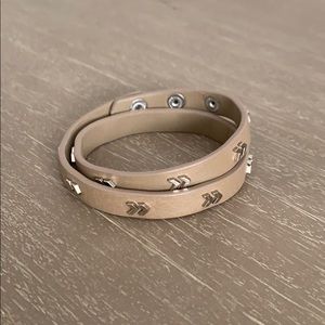 Stella & Dot layered leather braclet